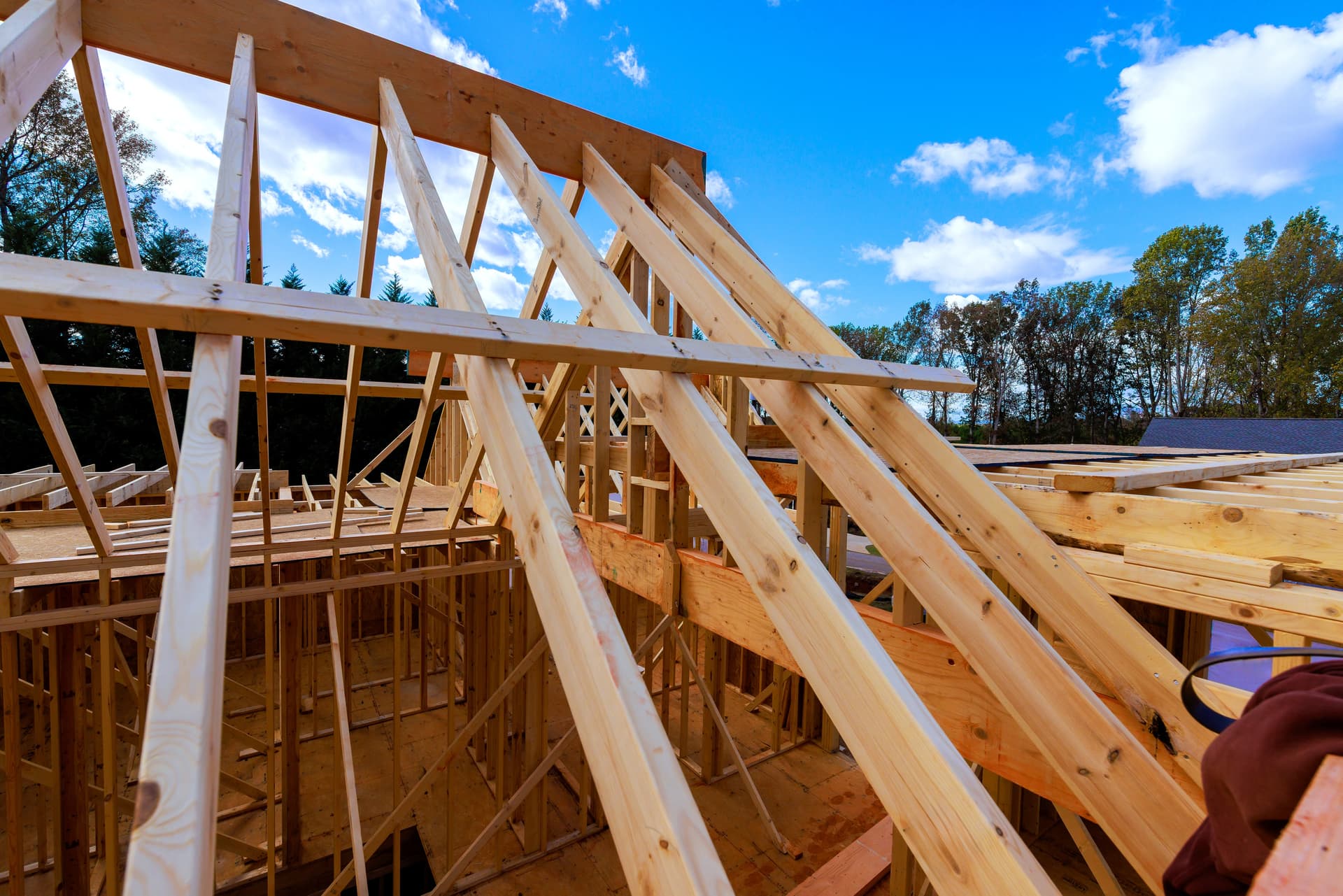 How We Control Tolerances During Timber Frame Erection